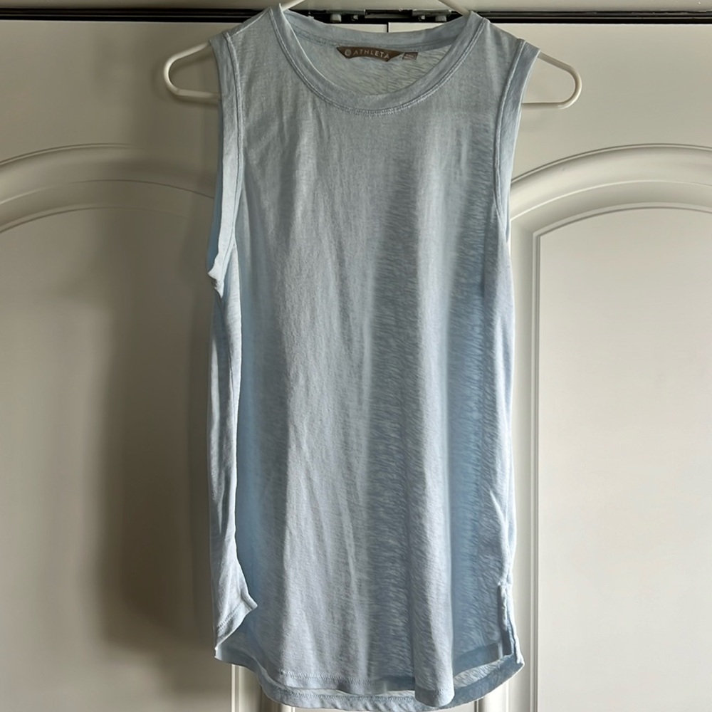 Athleta breezy tank